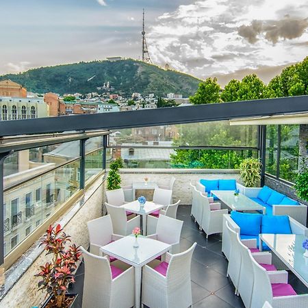 โรงแรมริเวอร์ ไซด์ ทบิลิซี Tbilisi ภายนอก รูปภาพ Sky Bar