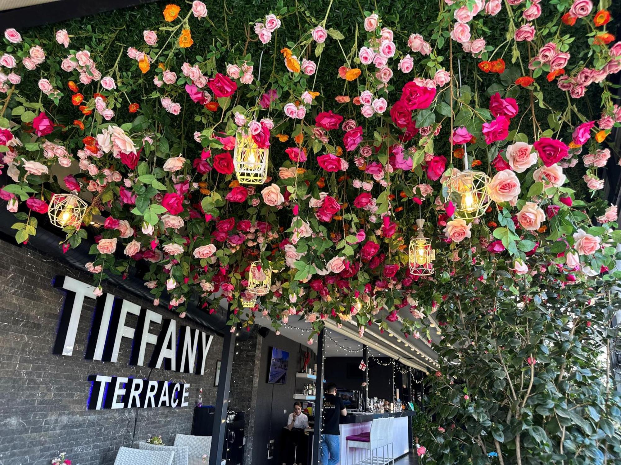 โรงแรมริเวอร์ ไซด์ ทบิลิซี Tbilisi ภายนอก รูปภาพ Tiffany Terrace