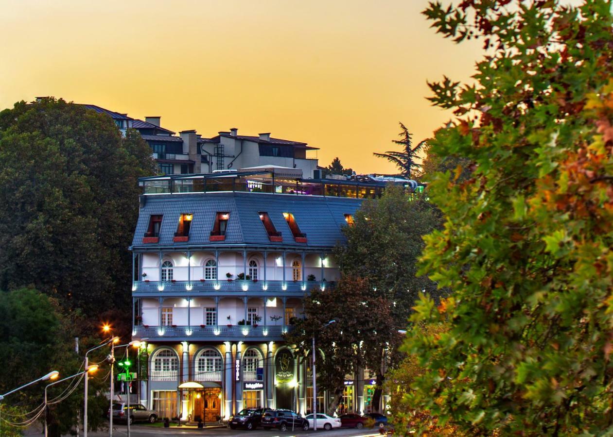 โรงแรมริเวอร์ ไซด์ ทบิลิซี Tbilisi ภายนอก รูปภาพ
